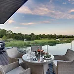 2 Bed In Richmond Oc-95005 Gilling