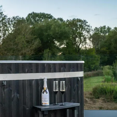 2 Bed In Richmond Oc-95005 *