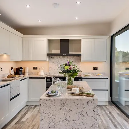 Сasa de vacaciones 2 Bed In Richmond Oc-95005 *