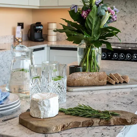 Feriehus 2 Bed In Richmond Oc-95005 *